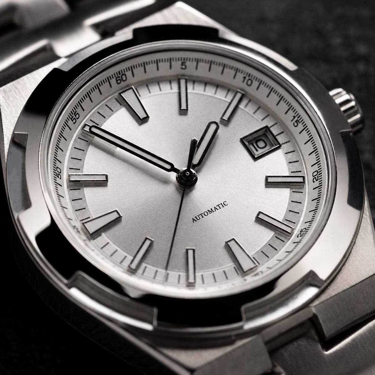Polygon Bezel Silver Dial Integrated Bracelet Automatic Watch - Watch Mod Lab