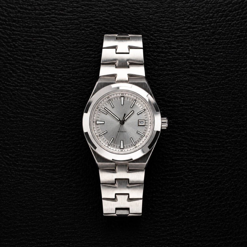 Polygon Bezel Silver Dial Integrated Bracelet Automatic Watch - Watch Mod Lab