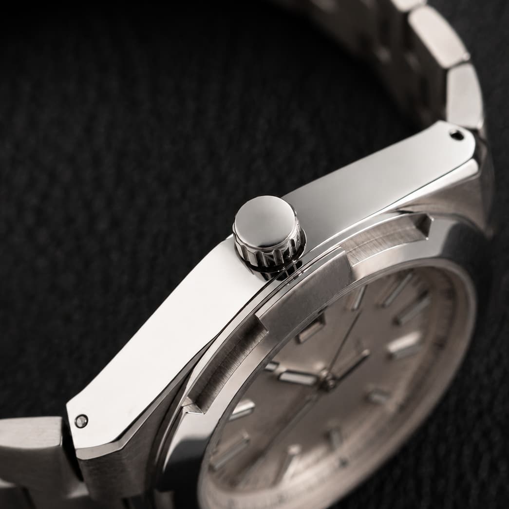 Polygon Bezel Silver Dial Integrated Bracelet Automatic Watch - Watch Mod Lab