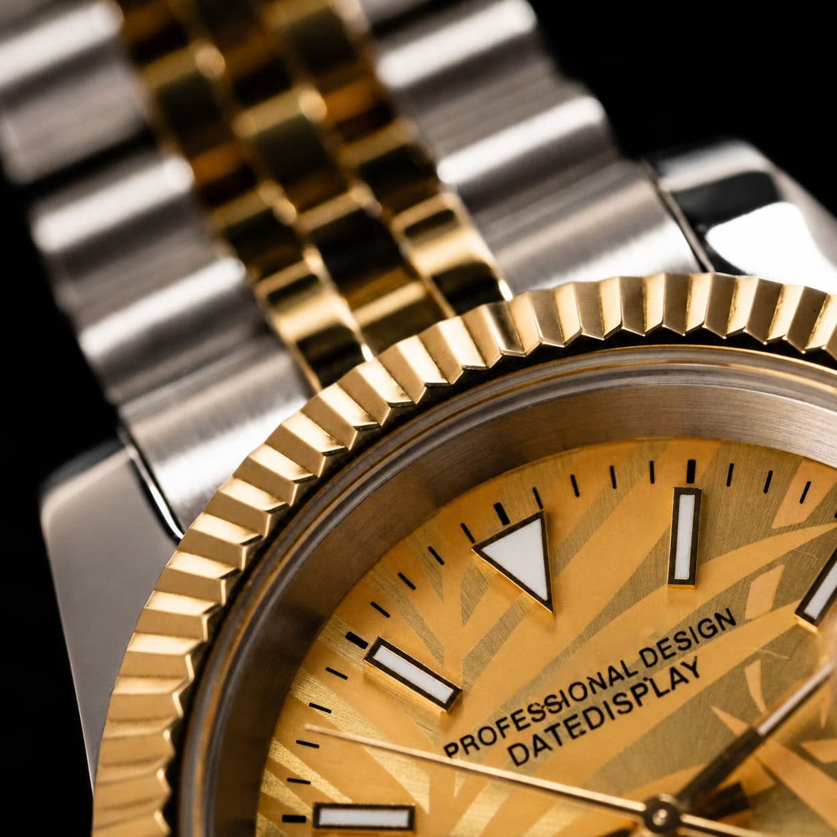 Two - Tone Five - Link Gold Palm Dial Hammered Bezel Date Automatic Watch - Watch Mod Lab